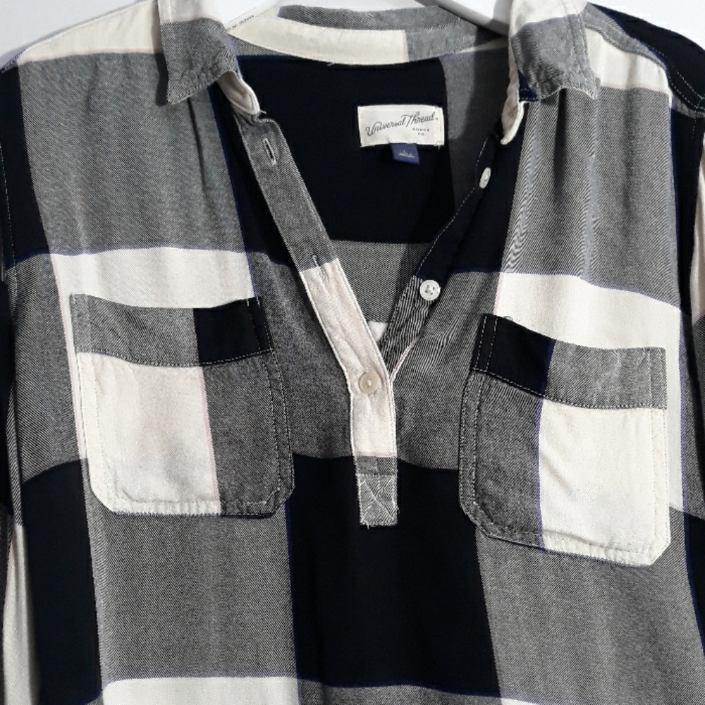 Universal Thread button top - Picture 2 of 4